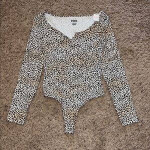 Victoria’s Secret Pink Leopard Print Long Sleeve Fitted Bodysuit